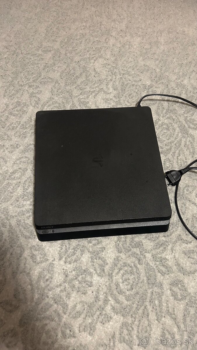 PS4 - 500gb - 2