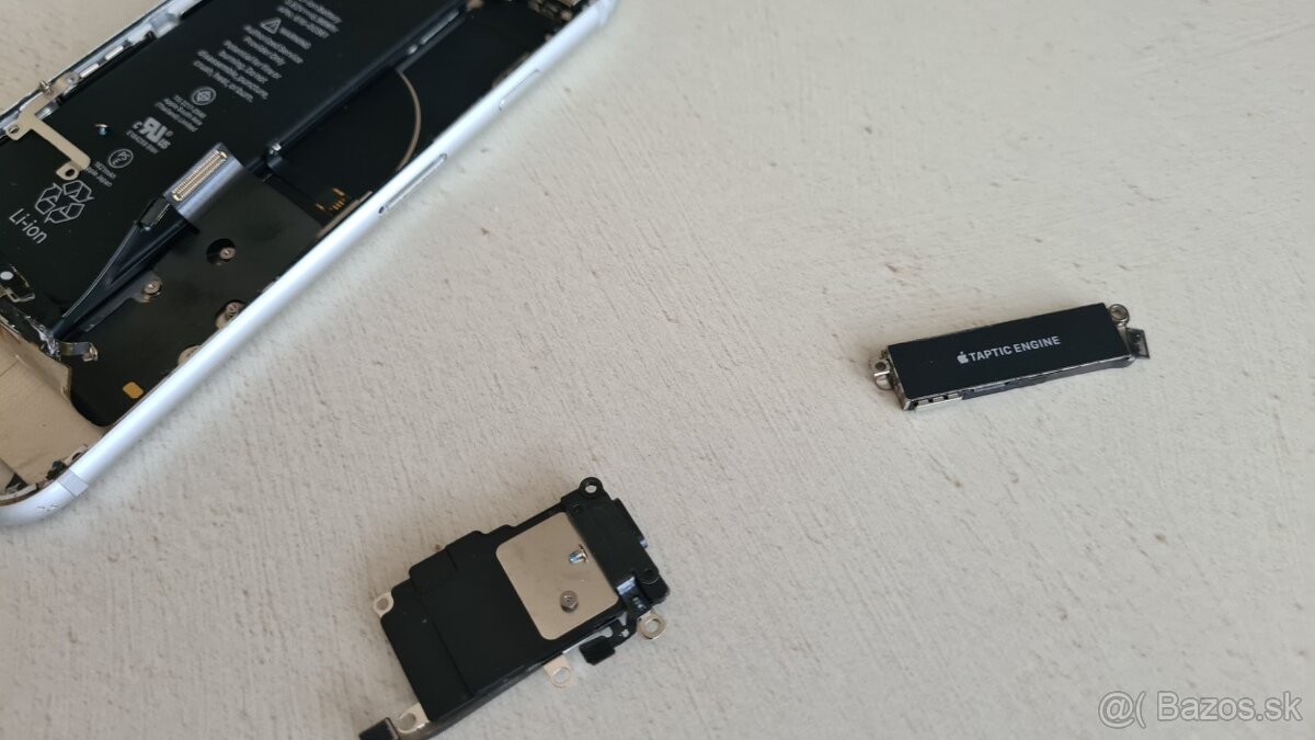 Zadný fotoaparát / zadná kamera na iPhone 8 a ostatné diely - 2