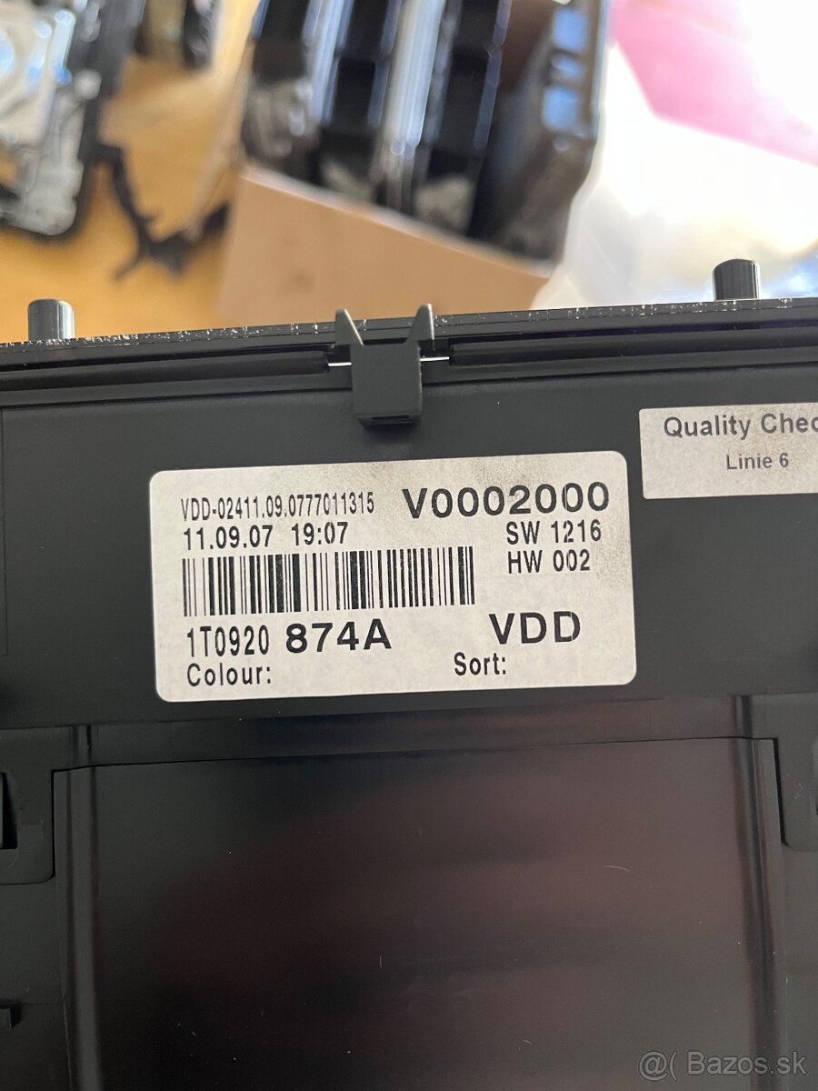 Budíky Maxidot Touran Diesel. Displej plne funkčný - 2