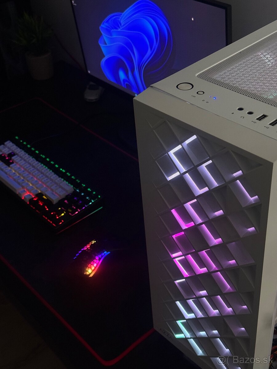 Herný PC +monitor,klávesnica,myš - 2