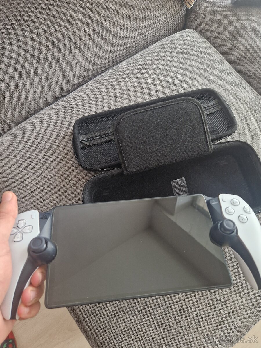Playstation Portal - 2
