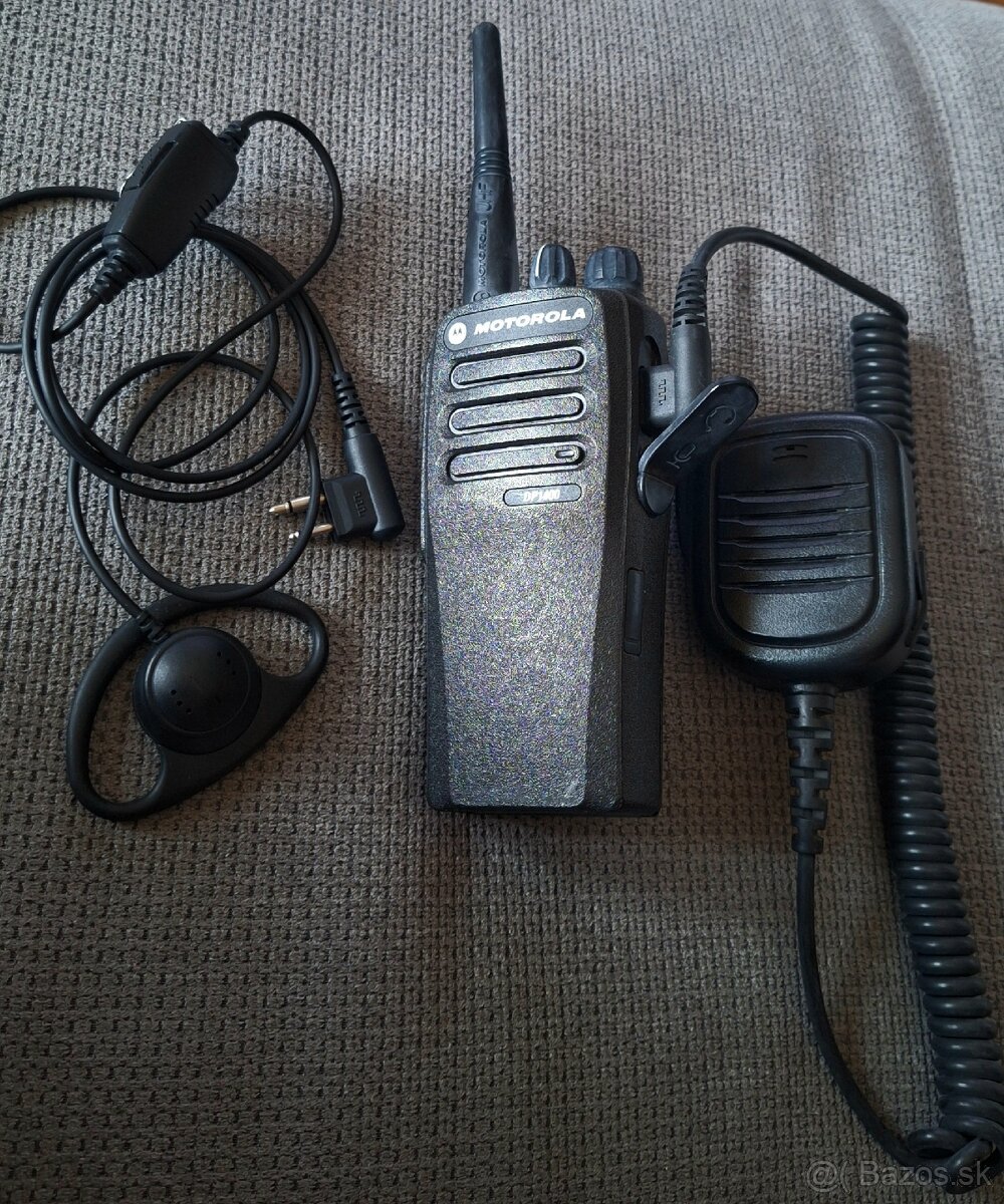 Motorola DP1400 UHF, analog + ext.mikrofón + odposluch - 2