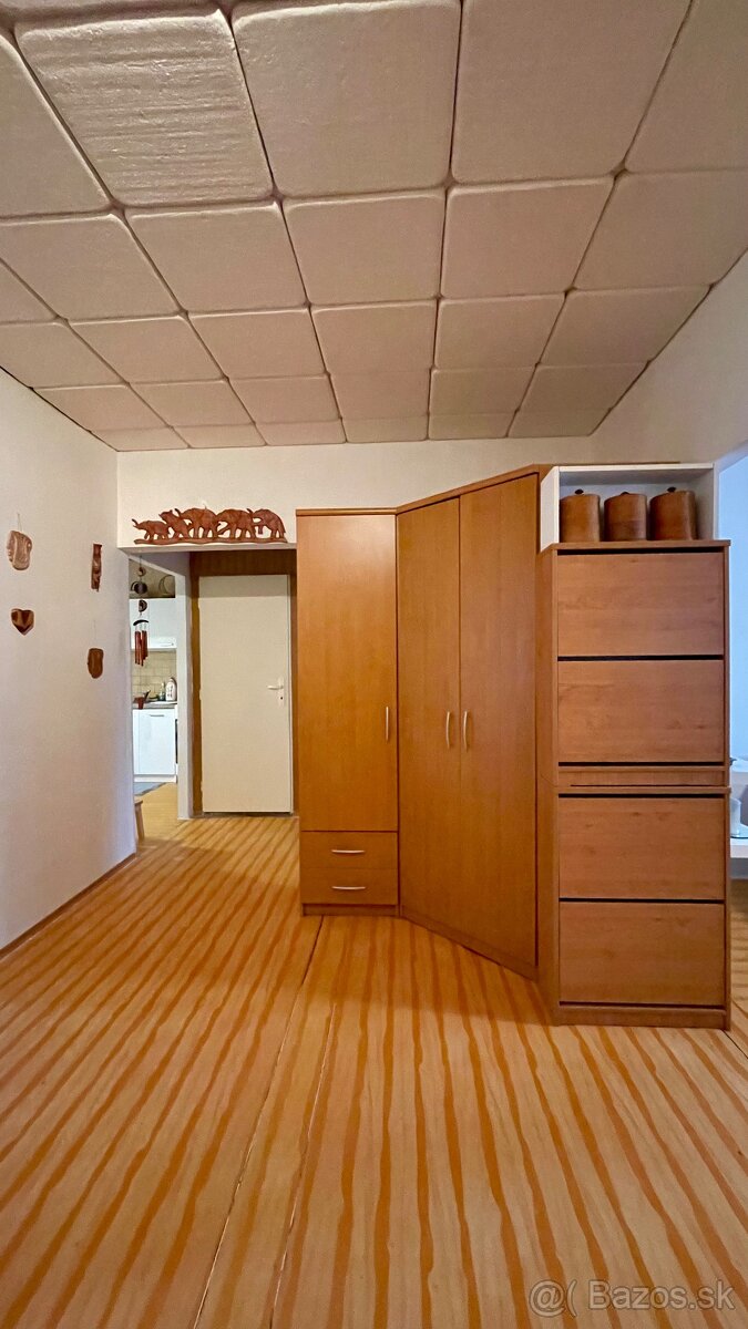 Prenájom 4-izbového bytu na sídlisku Zapotôčky v Prievidzi - 2