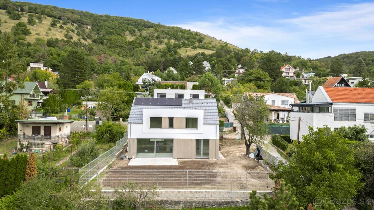 REZERVOVANÉ : Nový domov v Devíne - 5izb. rodinný dom s doko - 2