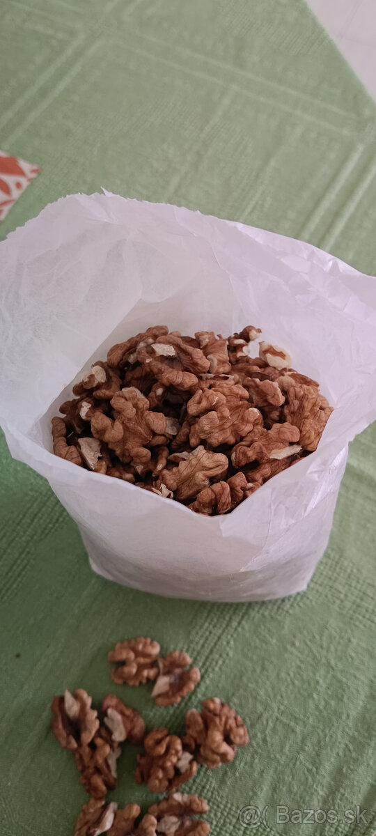 Tohtoročné orechy - 2