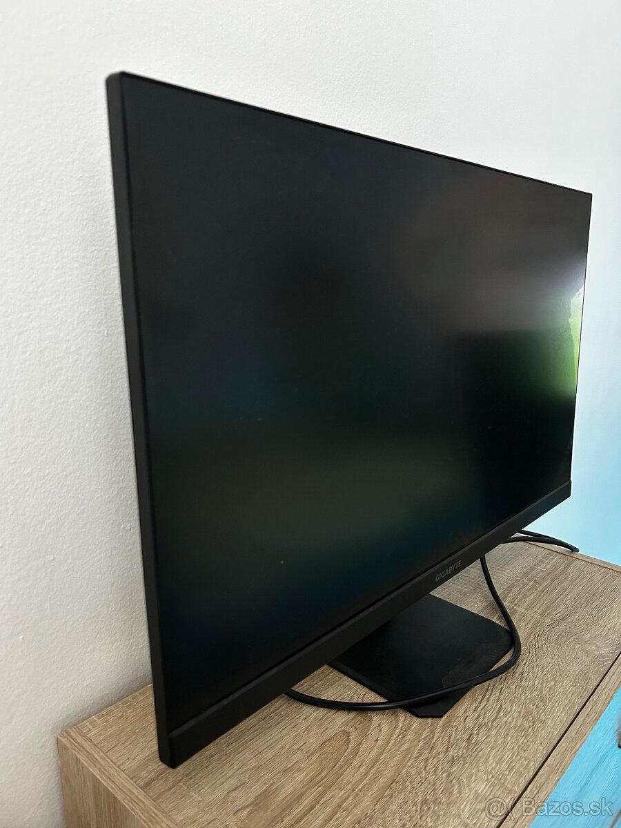 Gigabyte LCD gamer monitor - 2