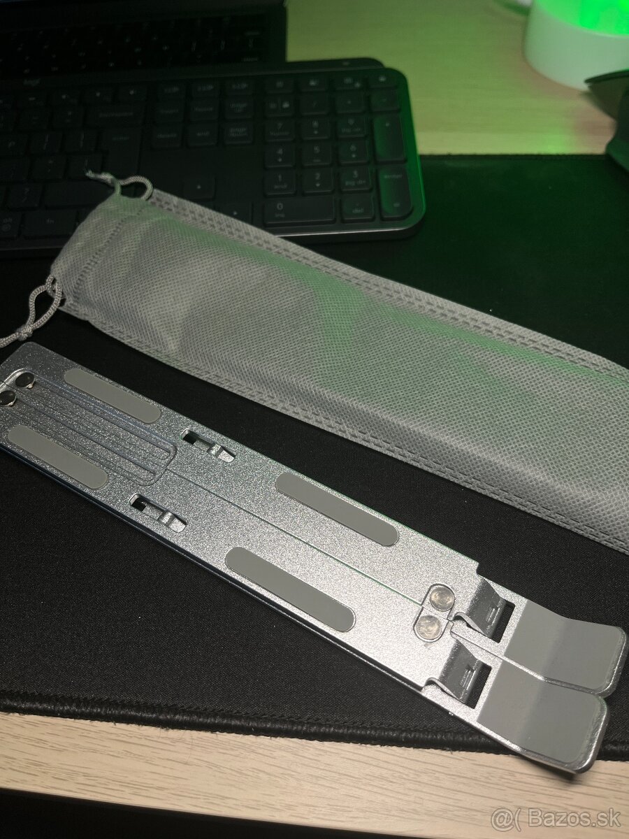 Stojan, chladiaca podlozka na notebook - 2