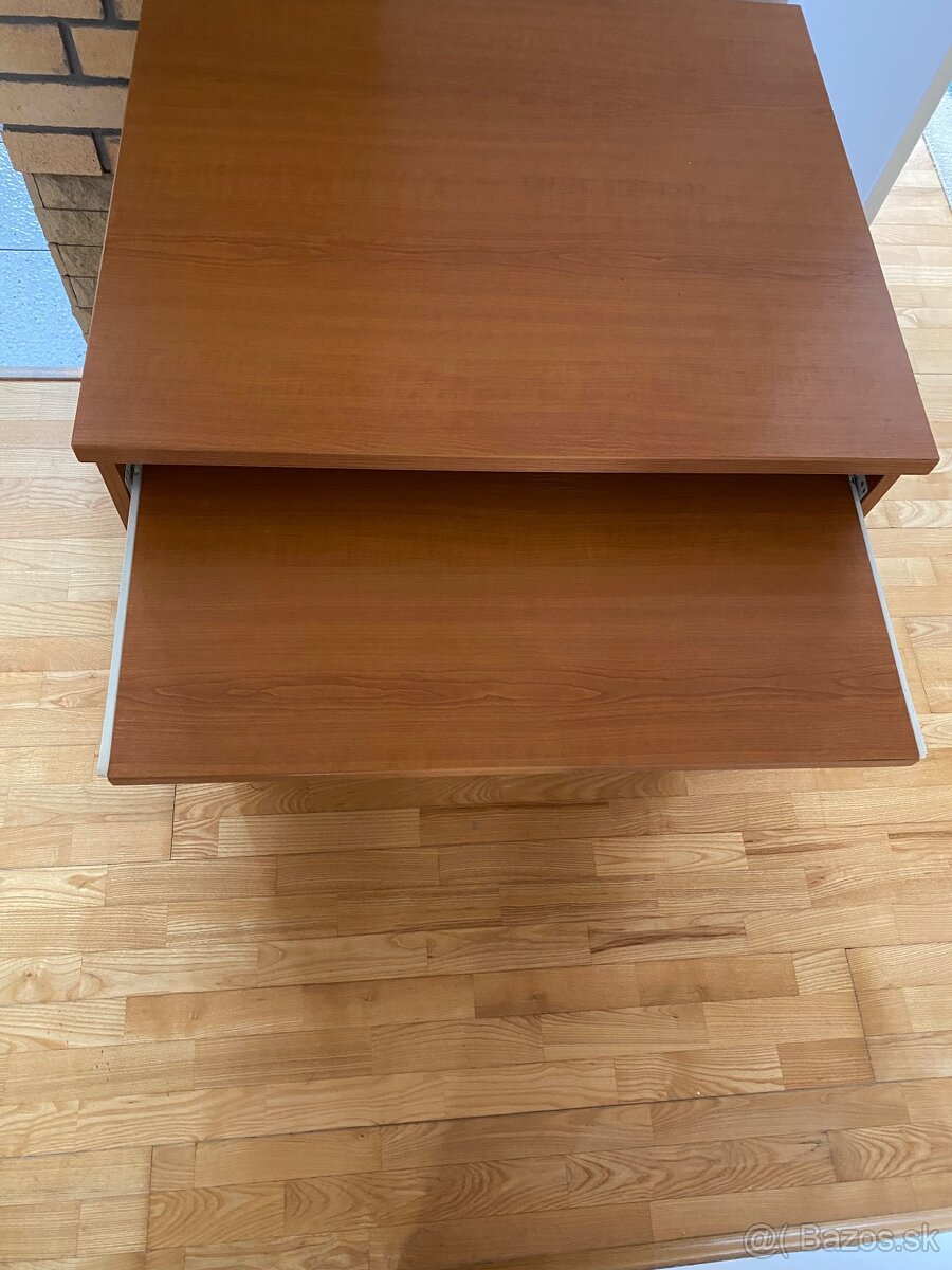 Stolík, skrinka - 2