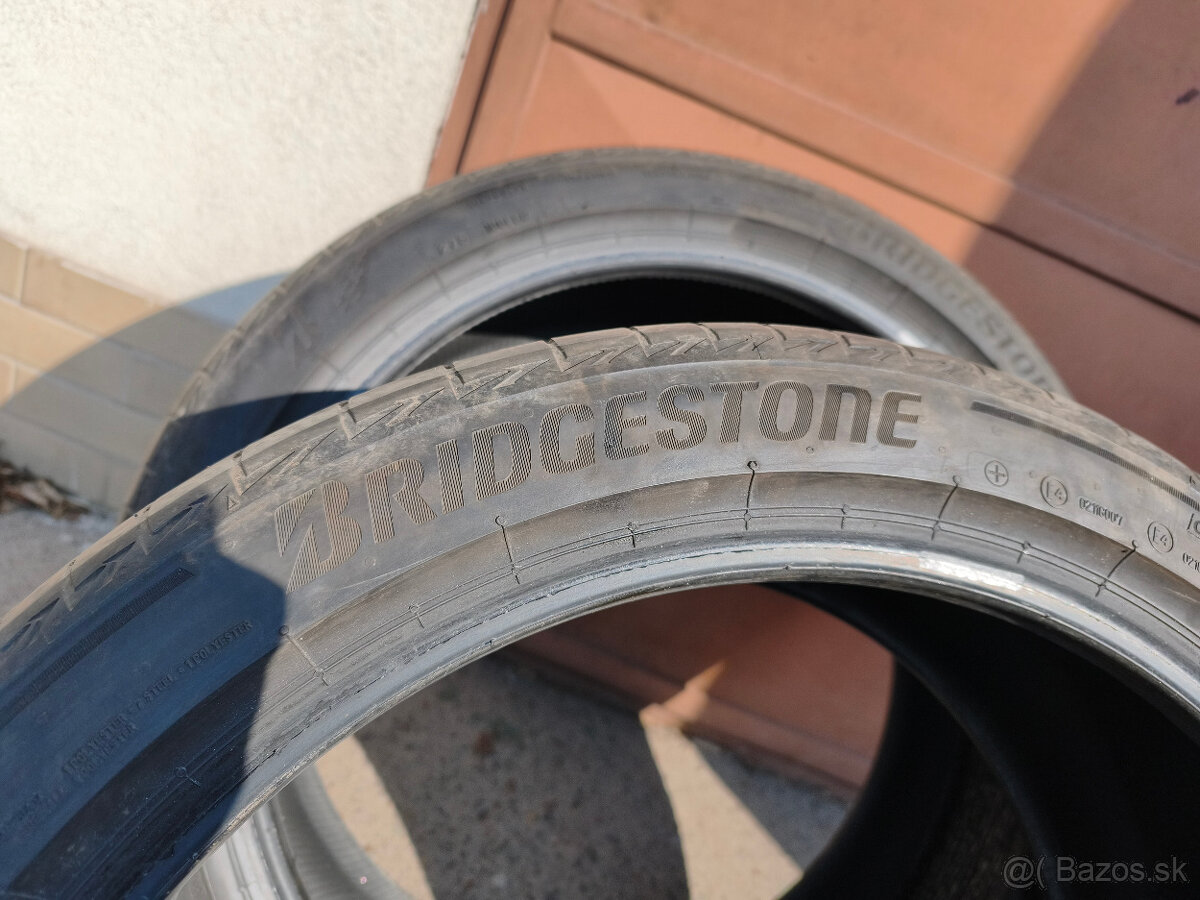 235/45 R21 - letné pneu Bridgestone (2 ks) DOT 23 - 2
