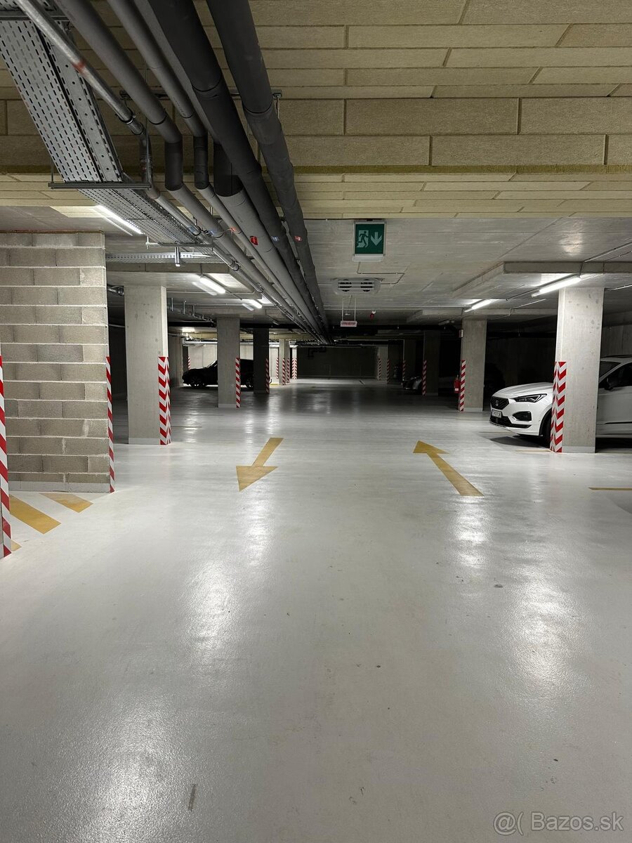 NA PRENÁJOM: Parkovacie státie v podzemnej garáži na Cukrova - 2