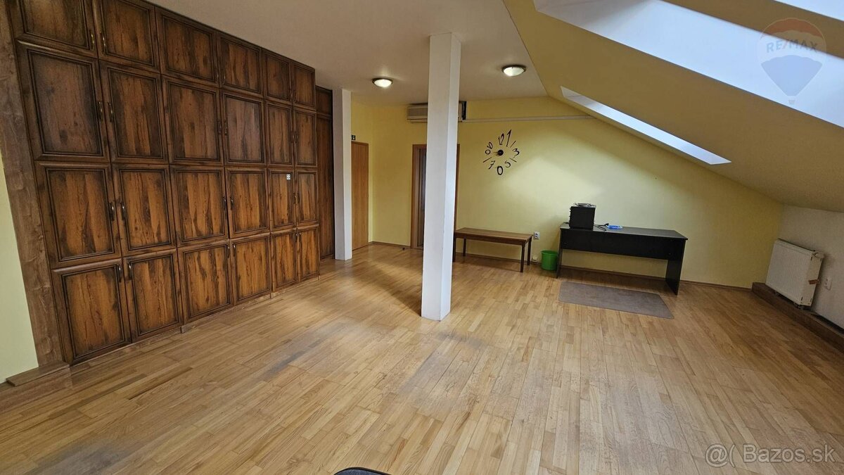 Prenájom troch kancelárií, 87 m², Farská 10, Nitra - 2