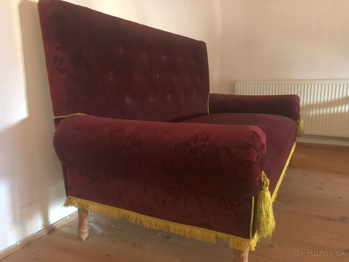 Starožitná pohovka -ZNÍŽENÁ CENA - 2