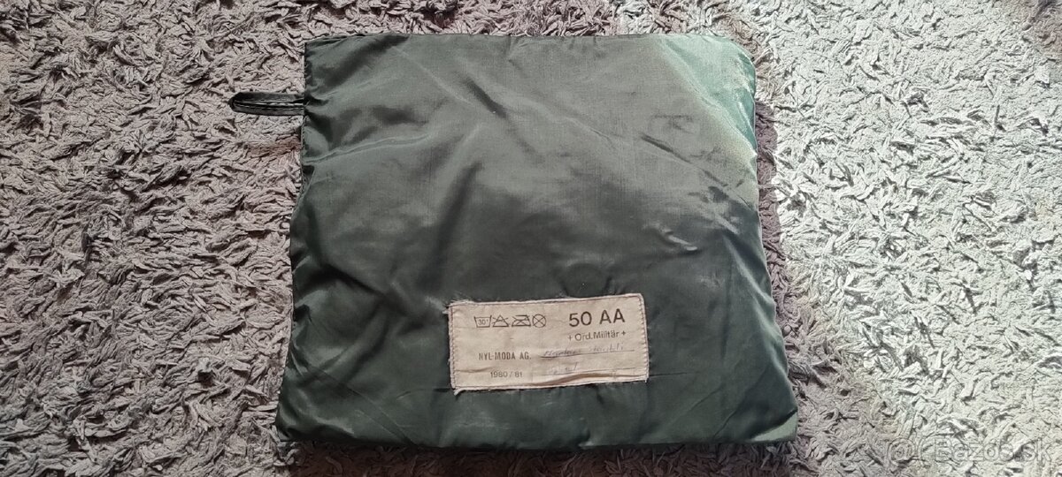 Vojenský nepremokavý plášť - 2