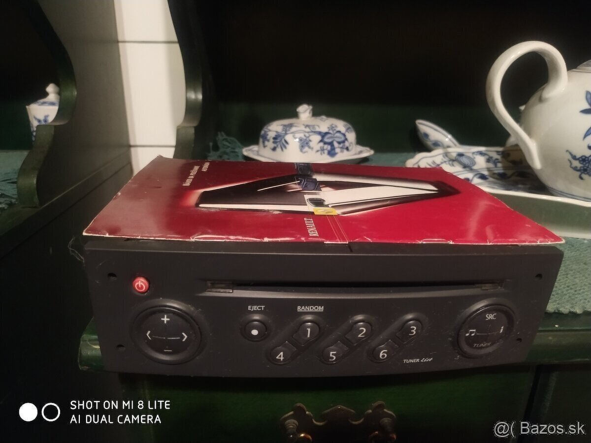 Auto radio Renault s CD plus knizka + kod - 2