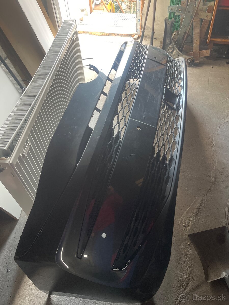 Naraznik multivan vw T7 7T0 807 221 C - 2
