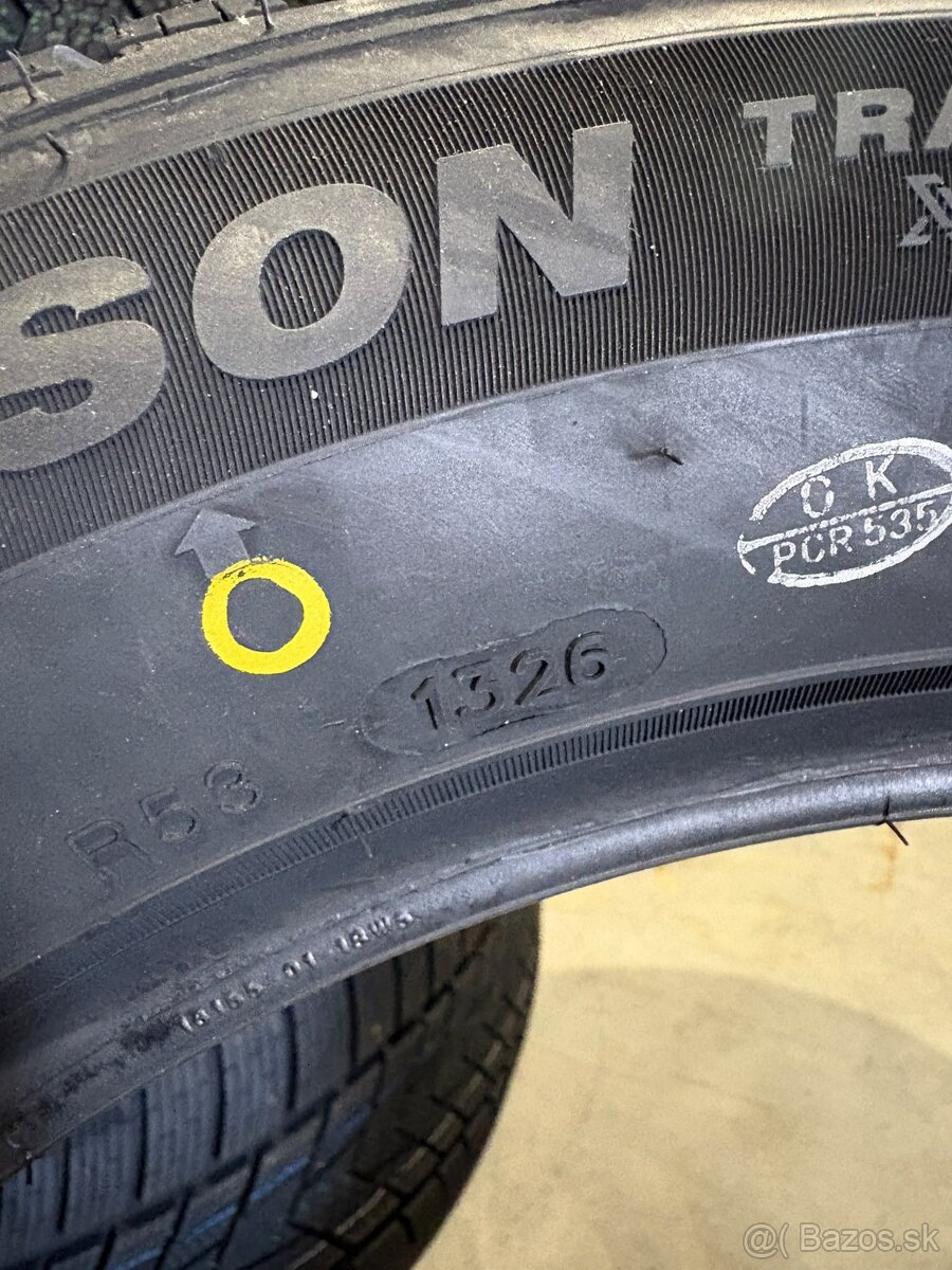 Tracmax Trac Saver A/S 215/55 R16 97W - 2