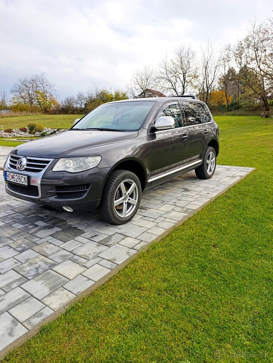 Volkswagen Touareg - 2