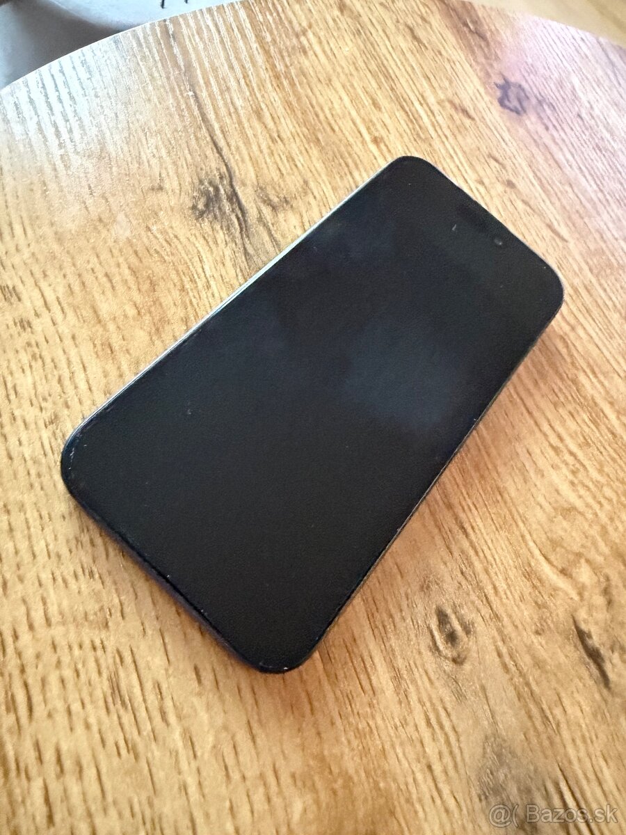 iPhone 15 Pro 128 GB modrý titán - 2