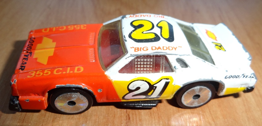 Predám Matchbox autíčka. - 2