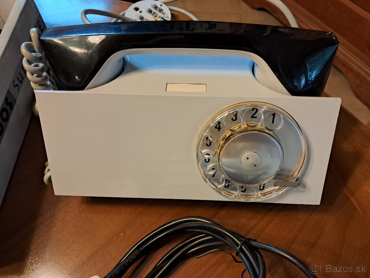 Staré telefóny - 2