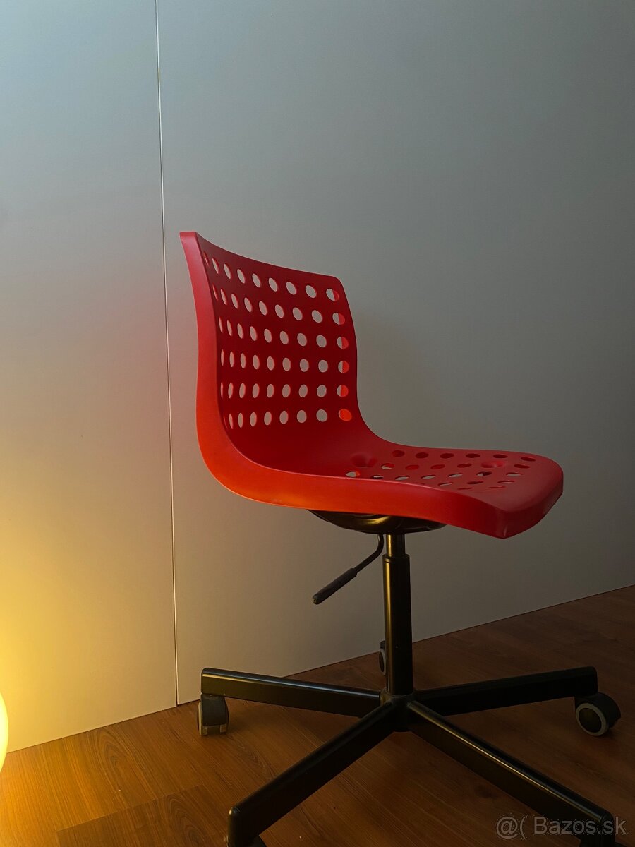 otočné stoličky IKEA - 2
