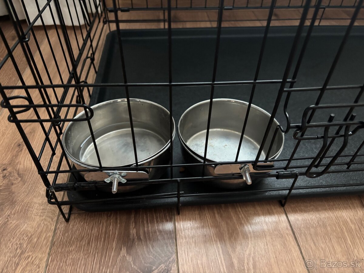 Predám psiu klietku s miskami - 2