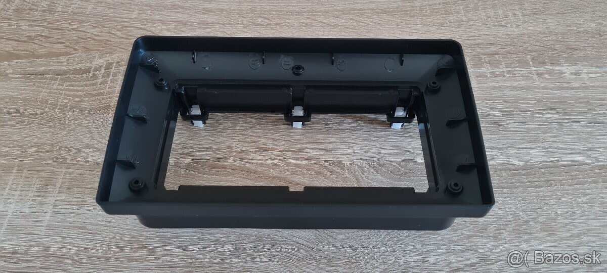 Rám na autoradio - 2