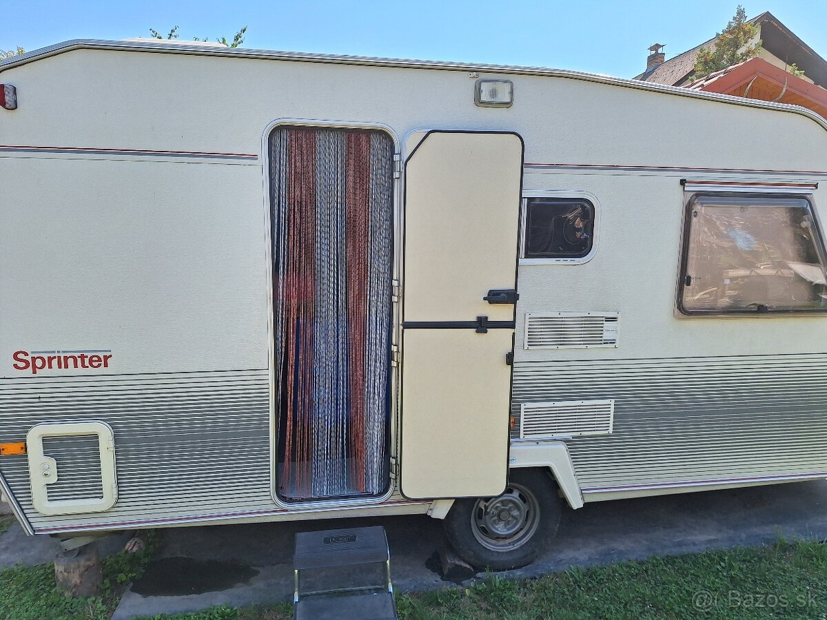 Predám karavan značky BEYERLAND - 2