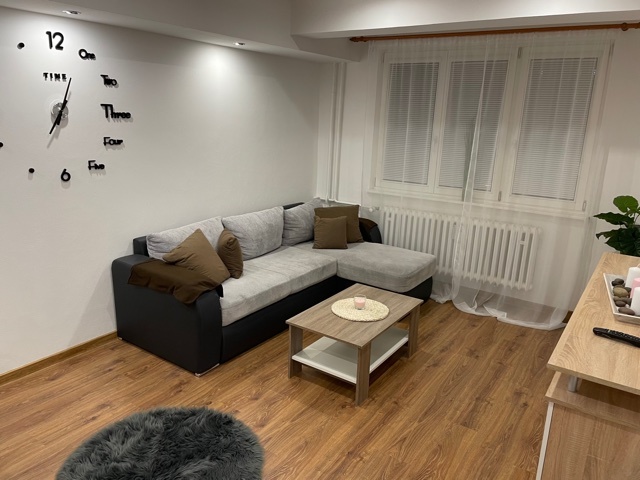 1,5-IZB. BYT 42m2 HUTNÍCKA ULICA, JUMBO CENTRUM - 2