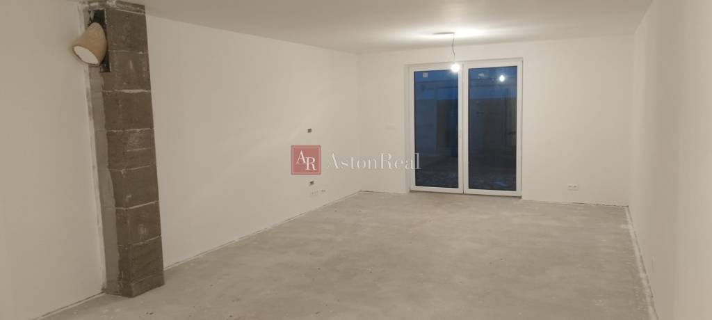 Predaj: Dom - HOLODOM - BUNGALOV 131m2, 4.izby,, Senica -Top - 2