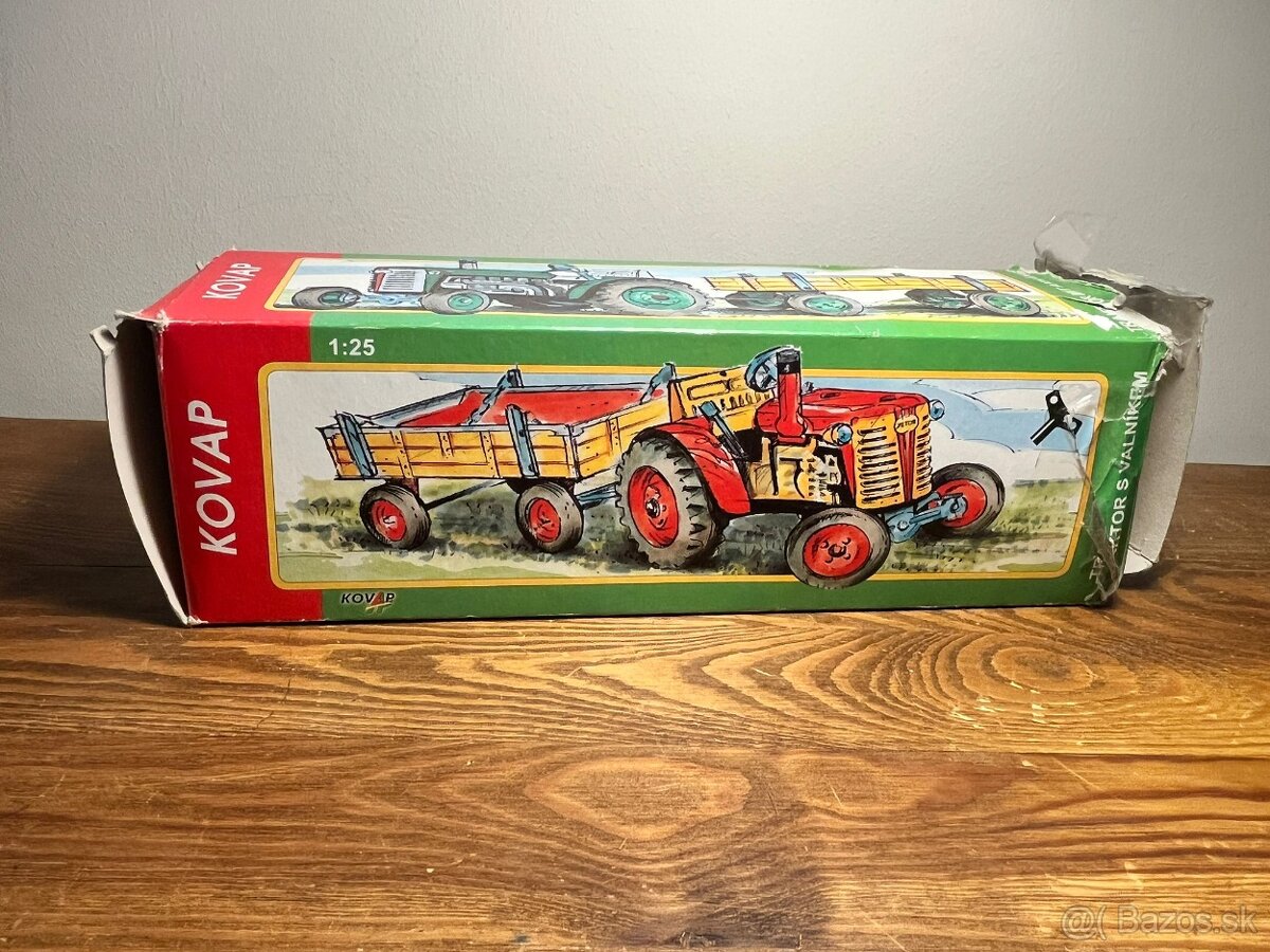 Traktor KOVAP - 2