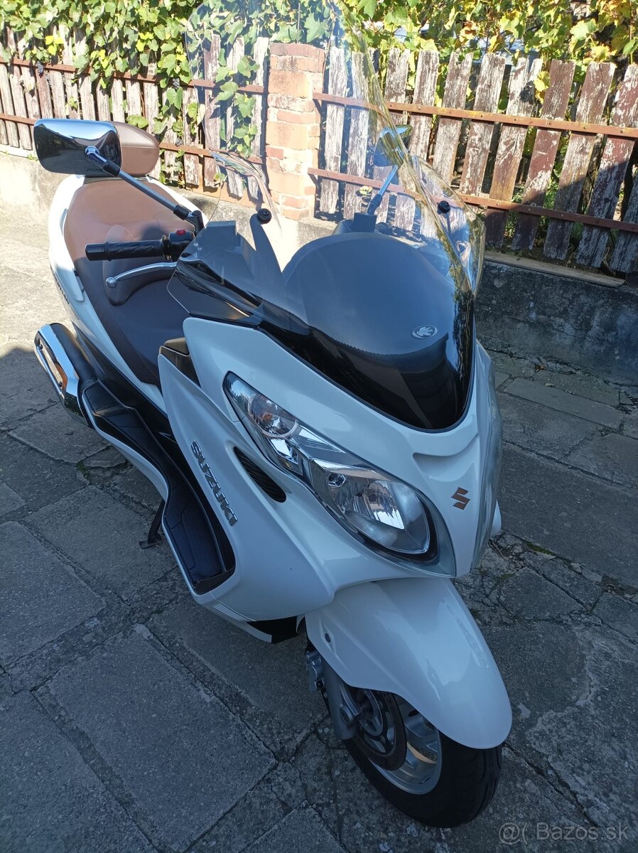 Suzuki Burgman AN400 - 2