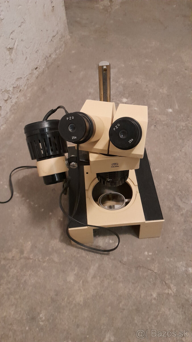 Binokulárny mikroskop PZO - 2