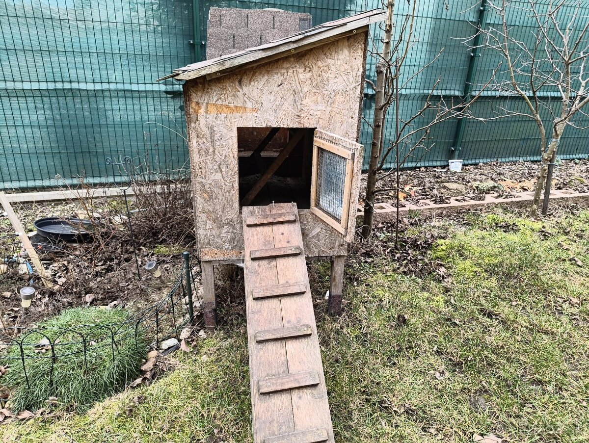 Kurín pre 4-5 sliepok - 2