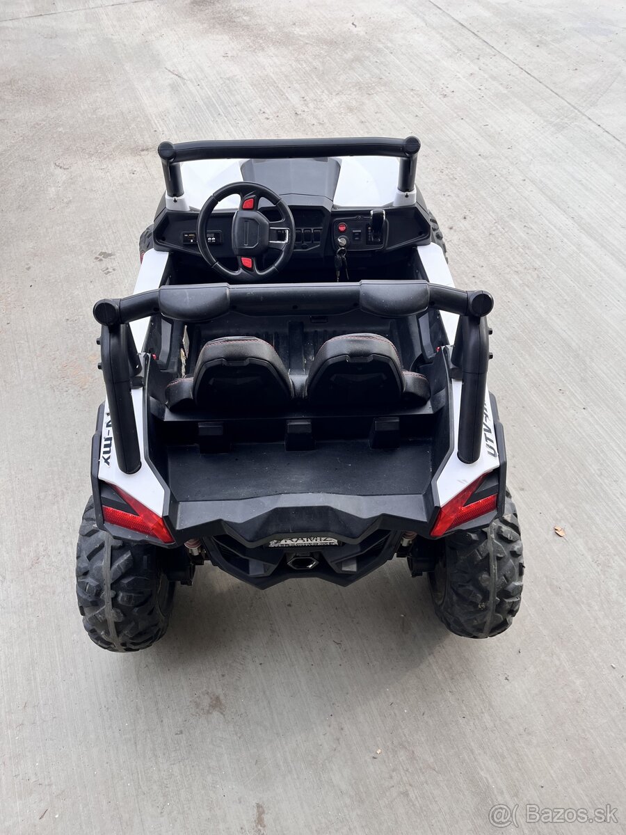 Predám elektrické autíčko. - 2