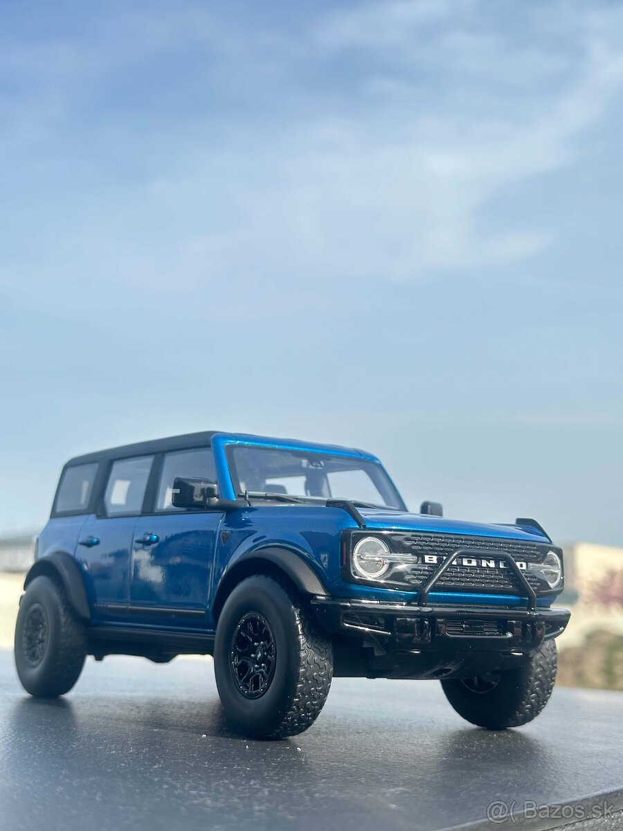 FORD zberatelsky model v mierke 1:18. - 2