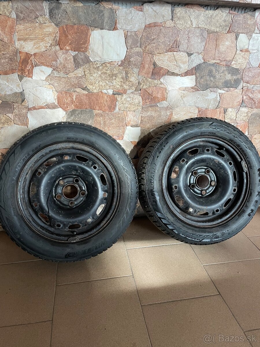 Plechové disky 14” + zimné pneu NEXEN Winguard 185/60 R14 - 2