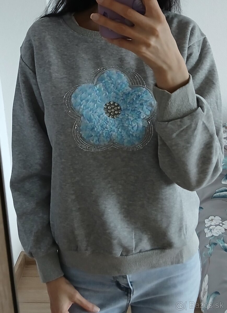 Mikina s kvetom - 2