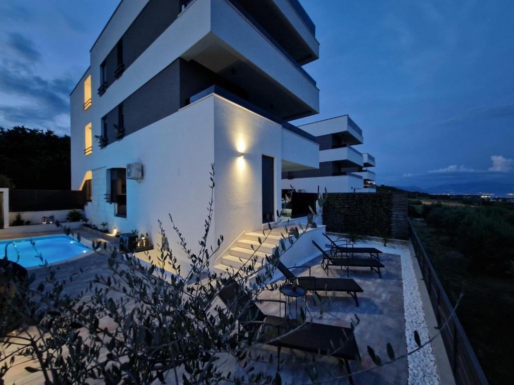 Chorvátsko, luxusný apartmán s vlastným bazénom. - 2