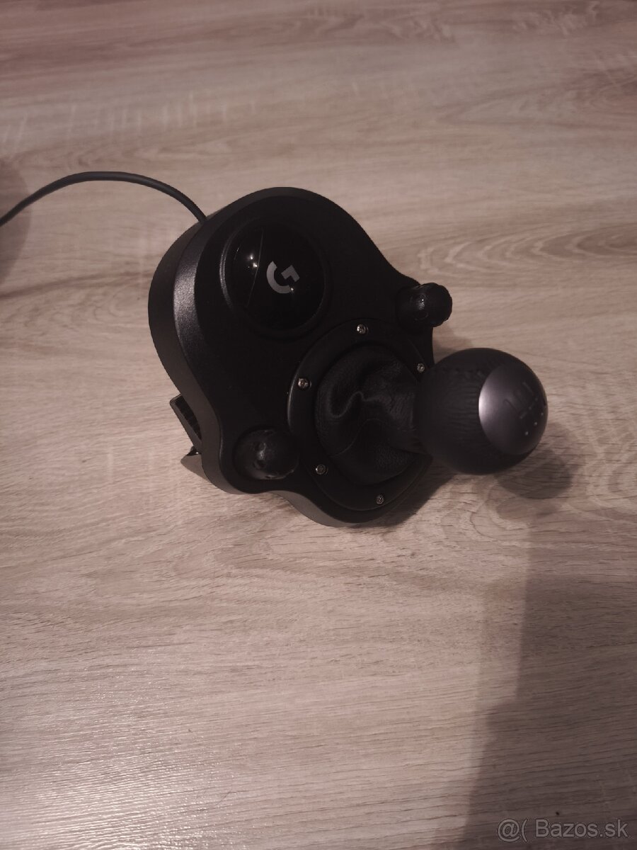 Logitech G29+ riadiaca páka - 2
