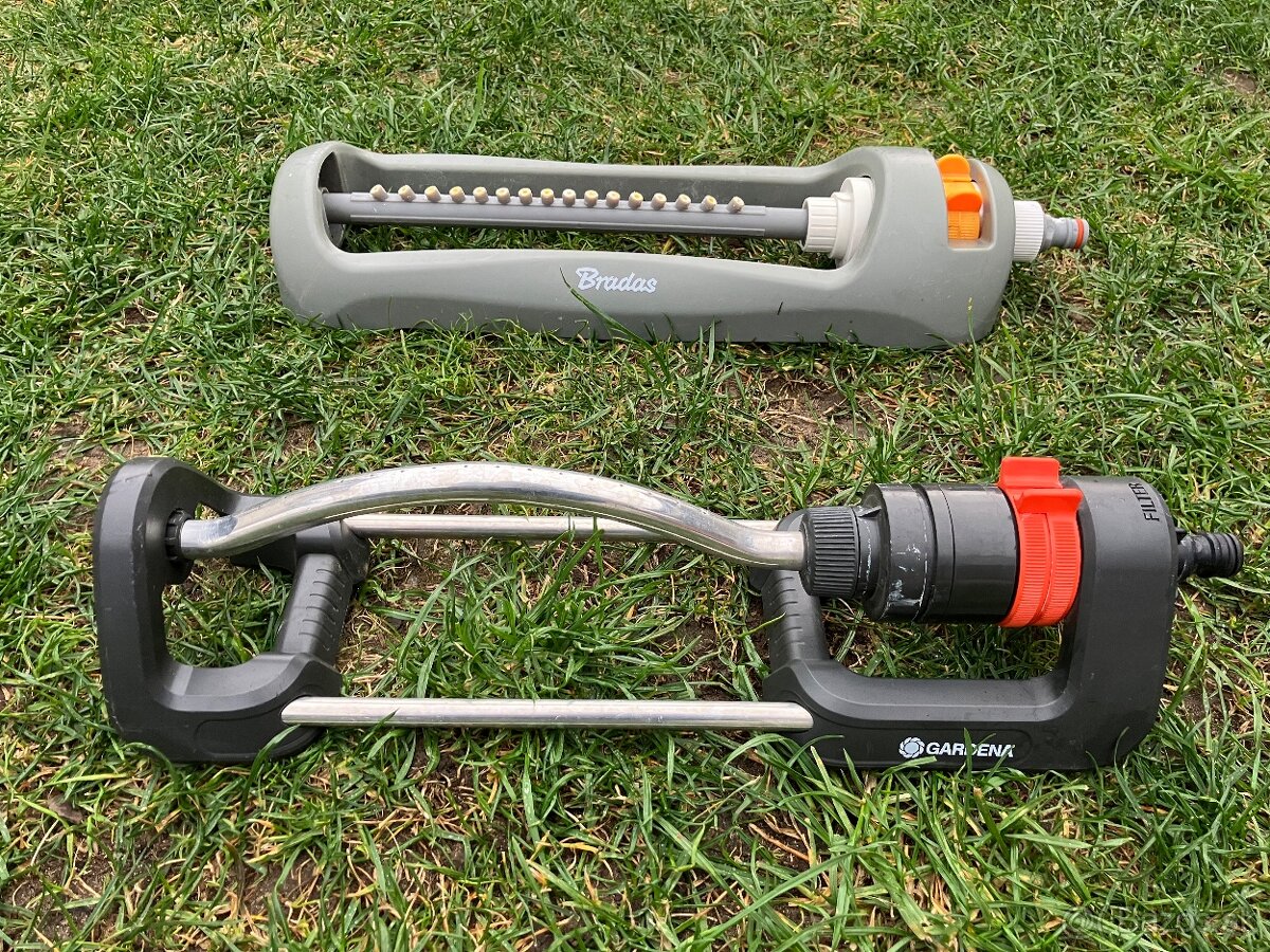 Zavlažovače na trávnik - 2