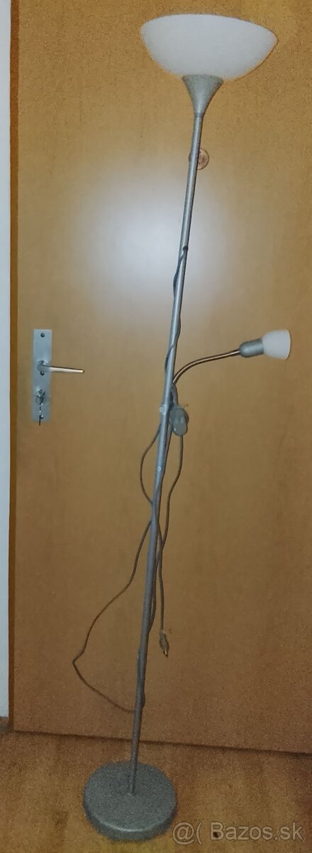 Prodám krásnou stojací dekorativní lampu - 2