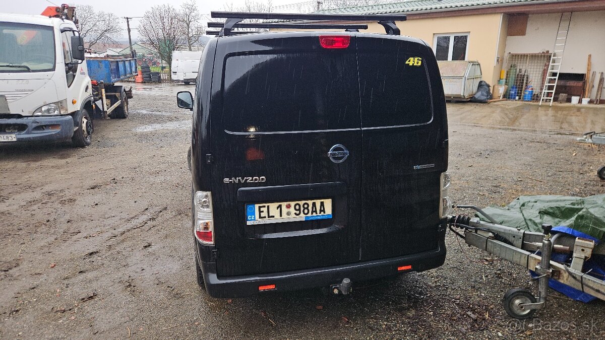 Nissan E - nv 200 - 2