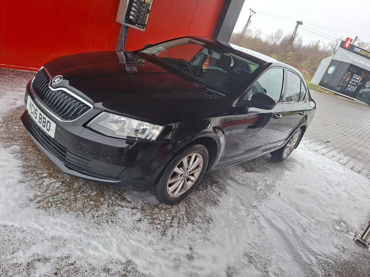 Predam octavia 3 dovoz gb - 2