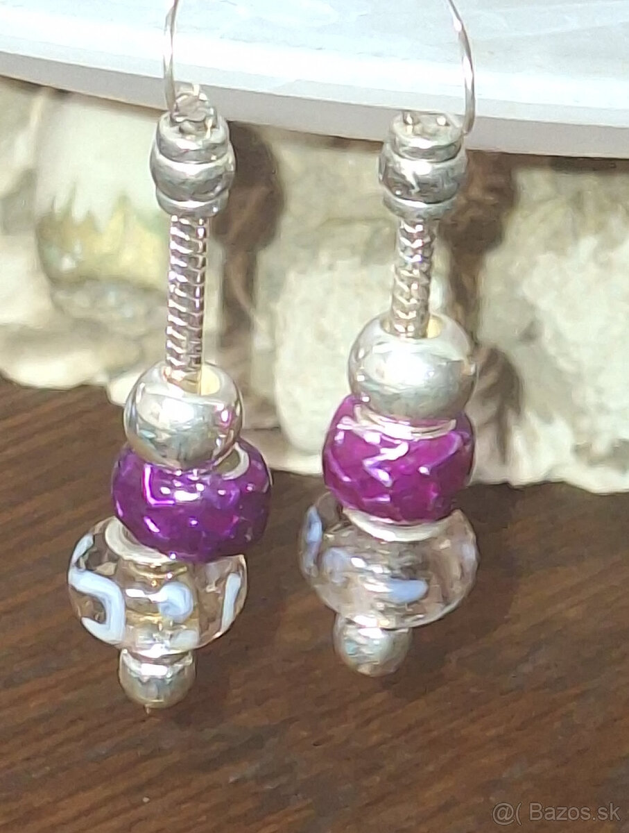 STRIEBORNÉ NÁUŠNICE - 2