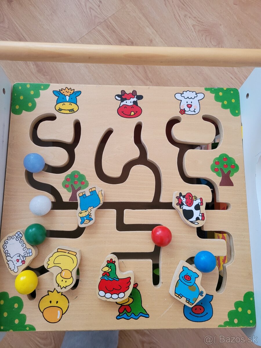 Drevené multifunkčné choditko na kolesách - 2