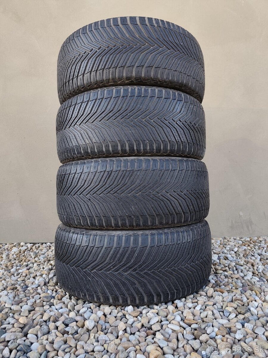 245/40R19 Celoročné Michelin DOT4123 - 2