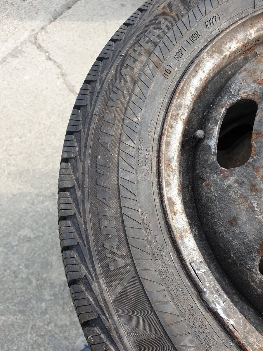 Predám pneu na diskoch iveco 195/65 r16 C - 2