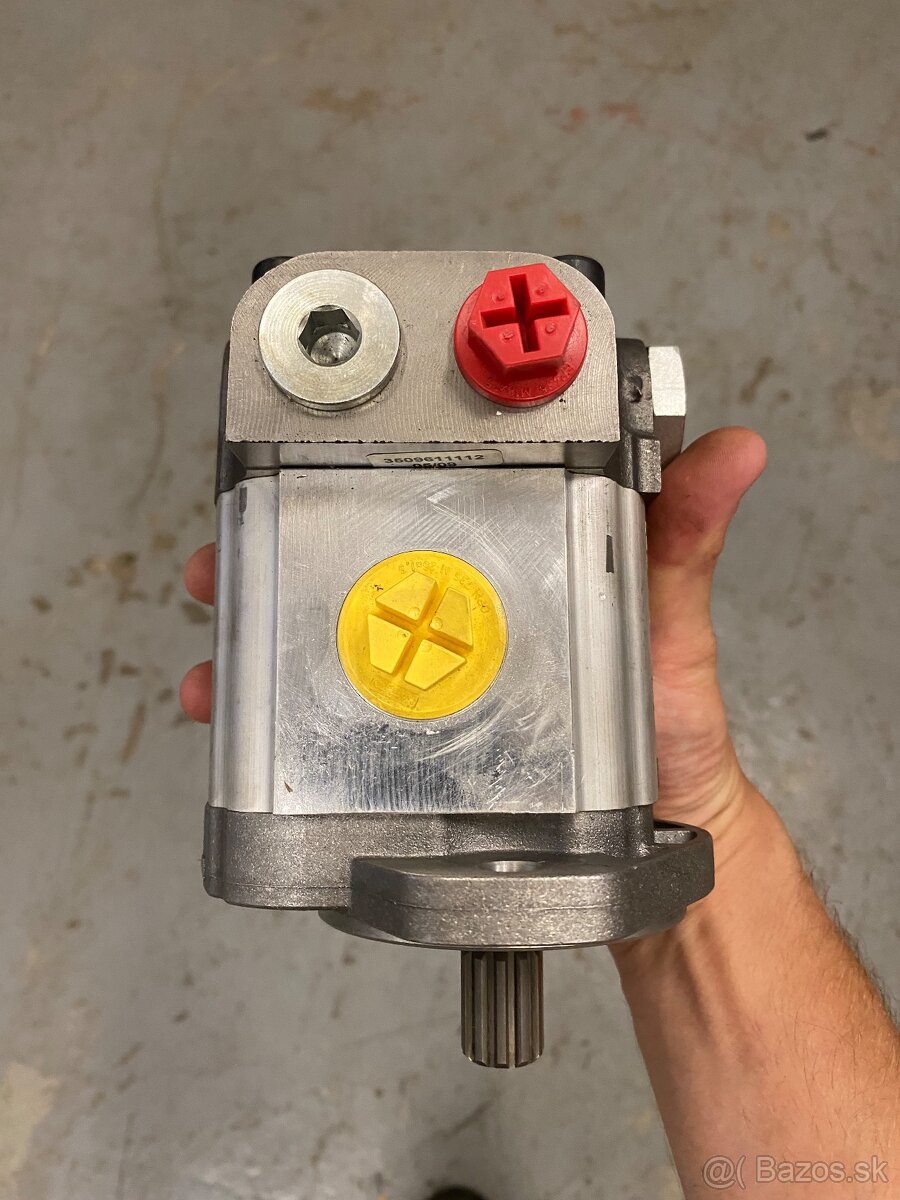 Hydraulické čerpadlo PARKER - 2