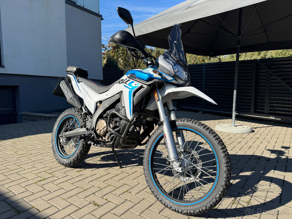 VOGE 300 Rally